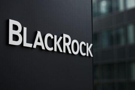 BlackRock Tolak Politisasi Dana Pensiun, Peringatkan Risiko Investor